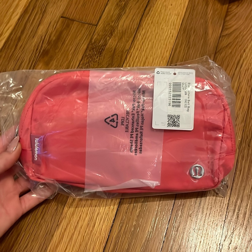 NEW WITH TAGS PINK LULULEMON EVERYWHERE BELT BAG ❤️‍🔥FREE SHIPPING❤️‍🔥